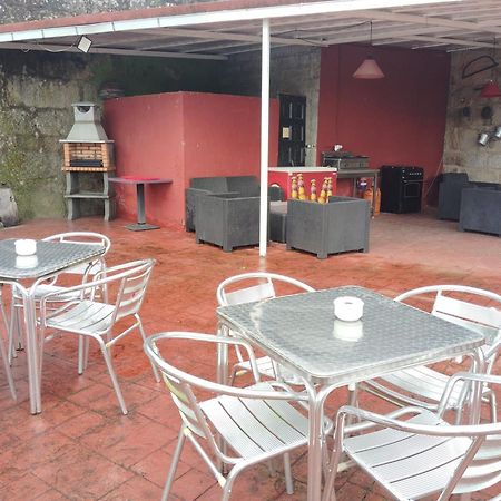 Alojamiento Entero Con Piscina Y Jardin. 奥伦塞 外观 照片
